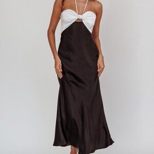 Elegant Black and White Maxi Dress
